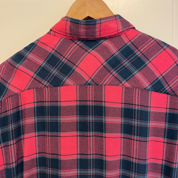 Gap plaid shirt pink and blue size large. - Picture 5 of 5